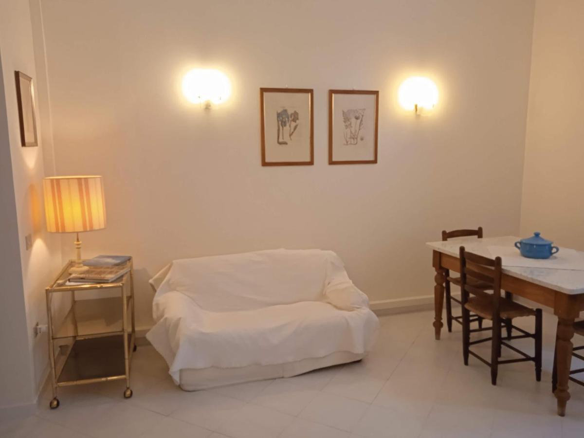 Apartamento Casa Jacaranda Cagliari Exterior foto