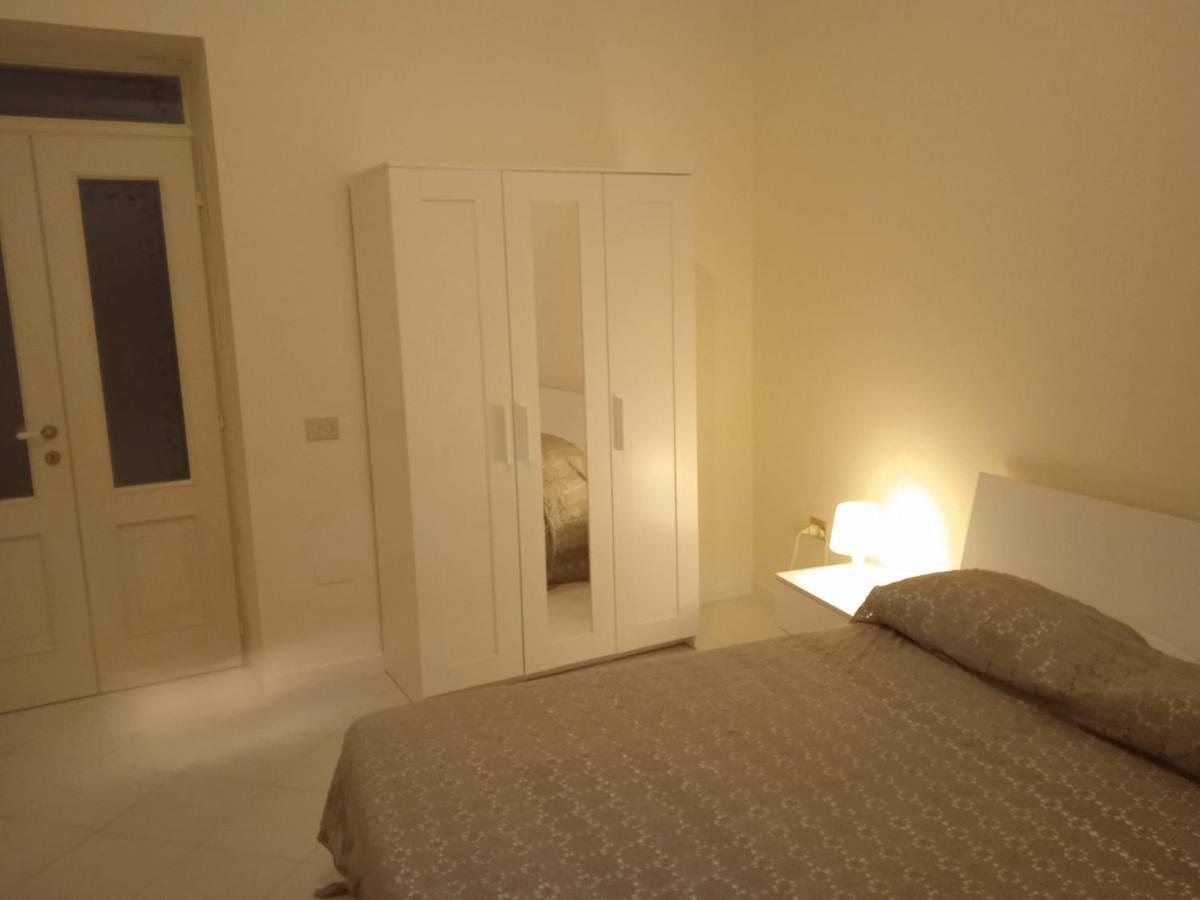 Apartamento Casa Jacaranda Cagliari Exterior foto