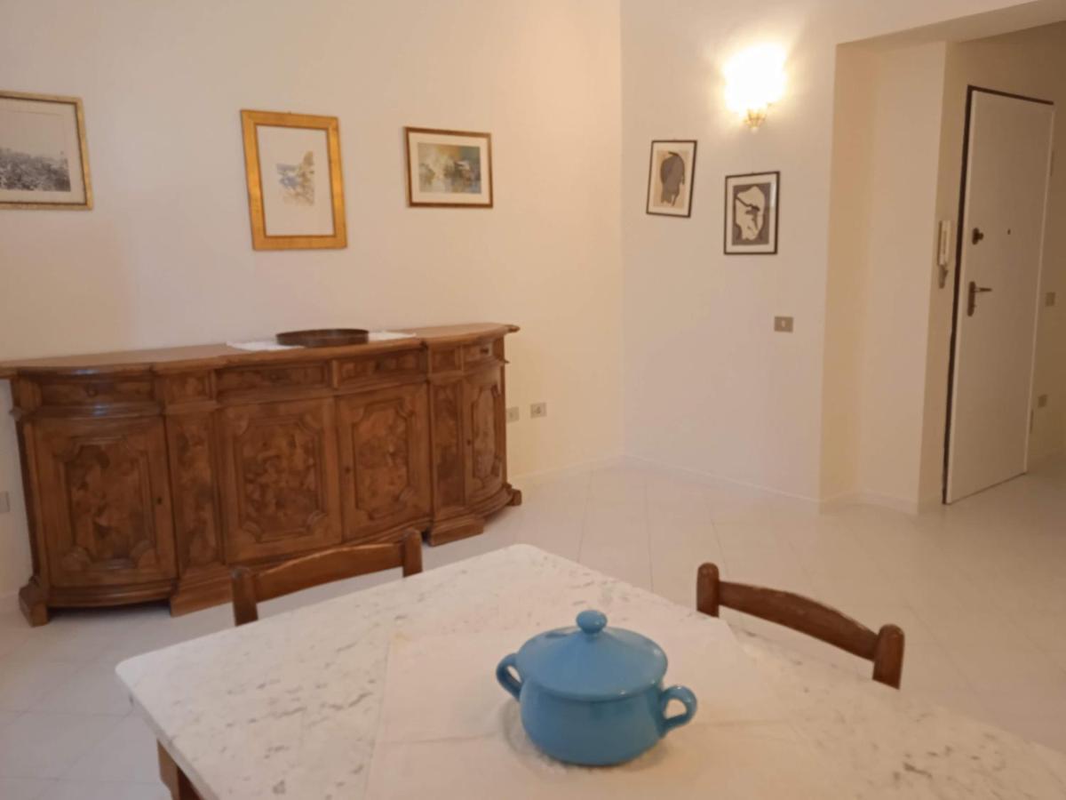 Apartamento Casa Jacaranda Cagliari Exterior foto
